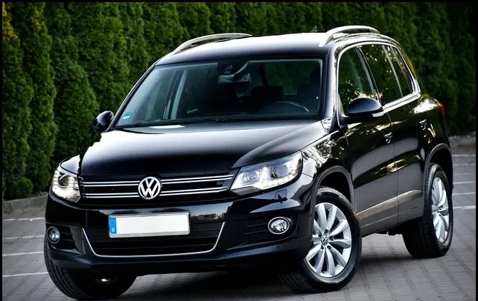 samochody osobowe Volkswagen Tiguan cena 49900 przebieg: 179000, rok produkcji 2012 z Stopnica